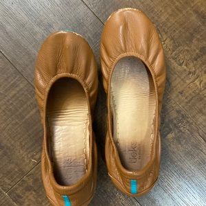 MAKE AN OFFER! Tieks size 9. Worn and loved time to pass on to a new owner